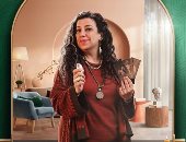 مذكرات زوج.. لو عايزة تلعبي يوجا في البيت اعرفى الشروط