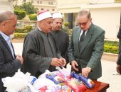 وصول الدفعة الثانية من 65 ألف شنطة رمضانية للأسر المستحقة فى كفر الشيخ