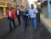 محافظ الغربية يتفقد أعمال الرصف بطنطا وكفر الزيات