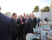 وزير التعليم العالى: تسليم كارنيهات التأمين الصحي الشامل للعاملين بالوزارة