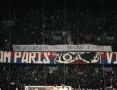 رد قوي من جماهير باريس سان جيرمان على قرار منع إيقاف المباريات للإفطار