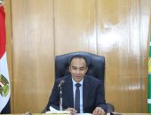 نائب محافظ المنيا يوجه بتقديم تسهيلات للمصانع لزيادة الإنتاج وتوفير فرص عمل