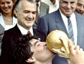 فيفا يحتفل بذكرى ميلاد مارادونا: "إرث دييجو سيبقى خالدًا للأبد"