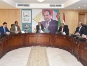 محافظ الفيوم يتابع آليات استلام وتوريد محصول القمح المحلى