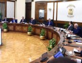 رئيس الوزراء يتابع الموقف التنفيذي لتطبيق منظومة التأمين الصحي الشامل 