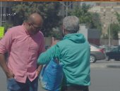 "حياة كريمة" تبرز قصة بائع عصير استدان لإجراء عملية جراحية لوالدته