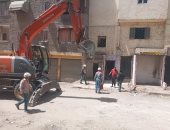 الجيزة: إزالة 6 محال مقامة بالمخالفة بشارع البوهى ضمن خطة تطوير القطاع