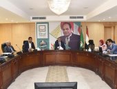 محافظ الفيوم يترأس الاجتماع المشترك للمجلسين الإقليميين "للسكان" و"الصحة"