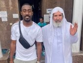 سيرجى أكا يتبرع بمكافأة الإسماعيلى لشراء شنط رمضان للمساجد.. صور