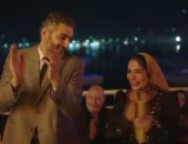 تحت الوصاية الحلقة 2 .. منى زكى ترقص مع زوجها فى خطوبة دياب بمشهد فلاش باك