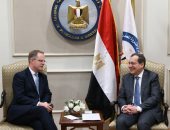 وزير البترول: ننفذ حالياً برنامج حفر موسعا بالتعاون مع الشركاء الأجانب لزيادة الإنتاج