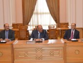 وزير الخارجية يستقبل أعضاء غرفة التجارة الأمريكية.. صور 