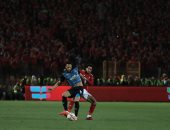 30 دقيقة.. تحفّظ من الأهلي وبيراميدز والتعادل السلبي يفرض نفسه.. صور