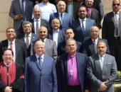 محافظ القاهرة لرئيس الطائفة الإنجيلية: قيادة وطنية مخلصة وسعداء بتجديد الثقة له