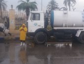 رئيس مياه القناة: الانتهاء من سحب تجمعات الأمطار واستمرار الطوارئ 