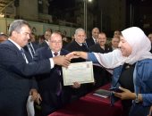 وزارة الكهرباء تكرم الزميلة رحمة رمضان وأعضاء اللجنة الإعلامية للدورة الرمضانية.. صور