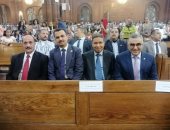 محافظ الفيوم والقيادات التنفيذية والحزبية يشاركون في قداس القيامة المجيد