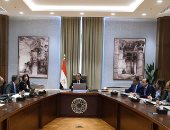 رئيس الوزراء يبحث مع رئيس هيئة الاستثمار مقترحات تيسير إجراءات الاستثمار