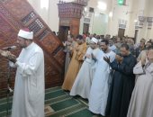 دعاء ليلة القدر فى المسجد العتيق بمدينة إسنا.. صور
