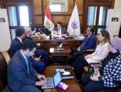 وزير الصحة يبحث مع مستشار مجموعة "BCG" العالمية سبل التعاون المشترك