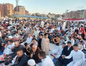 آلاف المصلين يؤدون صلاة عيد الفطر بالقنطرة غرب بالإسماعيلية.. صور