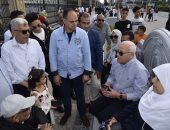 محافظ بورسعيد يتفقد الممشى السياحى وسط فرحة المواطنين بعيد الفطر