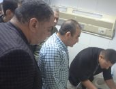 محافظ كفر الشيخ يطمئن على حالة 8 مصابين بينهم 6 أطفال بالمستشفى العام