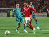 75 دقيقة.. الأهلي 1 - 0 الرجاء المغربي.. تغييرين للأحمر.. صور