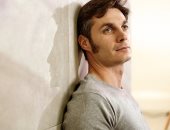 ما دام تحب بتنكر ليه؟ 5 أبراج دائمًا تكتم مشاعرها وتخفيها عن المحيطين