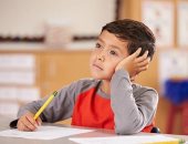 4 أشياء يدعمها علم الطاقة تساعد ابنك على التركيز قبل الامتحان