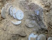 حكاية كنز مدفون مكون من 175قطعة نقدية .. قضية تعود إلى عام 82 قبل الميلاد