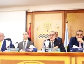 محافظ كفر الشيخ يوجه باستمرار حملات إزالة التعديات ومتابعة الأسواق