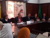 وكيل تعليم الإسماعيلية يبحث استعدادات امتحانات الفصل الدراسي الثاني