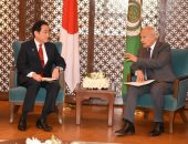 أبو الغيط يؤكد ضرورة تعزيز العلاقات العربية اليابانية خلال لقائه مع كيشيدا