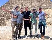 سعادة نجوم Backstreet Boys بزيارة الأهرامات.. ويعلقون: تحية من مصر (فيديو وصور)
