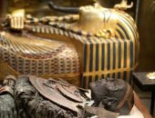 عرض مقتنيات توت عنخ آمون بالمتحف الكبير بعد افتتاحه.. كم قطعة أثرية؟
