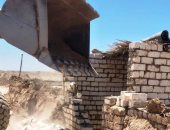 إزالة تعديات ضمن الموجة الـ21 ورفع 25 حالة إشغال بأسوان.. صور