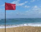لليوم الثانى.. رفع الرايات الحمراء على شواطئ الإسكندرية بسبب شدة الرياح