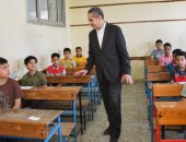 محافظ الغربية يتفقد لجان امتحانات نهاية العام بزفتى