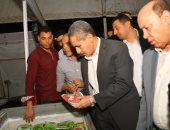 محافظ الغربية يتفقد معرض السلع الغذائية المستمرة حتى عيد الأضحى بطنطا.. صور