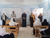 رئيس منطقة الإسكندرية الأزهرية يتفقد امتحانات النقل الثانوى وغرفة العمليات