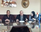 وكيل "تعليم دميـاط" يتابع امتحانات النقل للتعليم العام والفنى