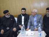 محافظ بورسعيد يقدم العزاء فى وفاة راعى كنيسة مارمينا