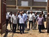 محافظ أسيوط يتفقد محطة رفع "سكرة" ضمن مشروع الصرف الصحى لـ 20 قرية