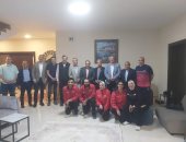 قنصل مصر فى ليبيا يستقبل منتخب تنس الطاولة على هامش بطولة شمال أفريقيا