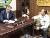 محافظ المنوفية يواصل لقاءاته اليومية بالمواطنين لبحث شكاواهم