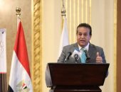 وزير الصحة: الرئيس السيسى كلف بمراجعة الأوضاع المادية للفريق الصحي
