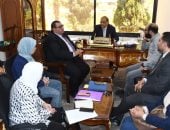 نائب رئيس جامعة الإسماعيلية الجديدة يجتمع بمنسقى برنامج "ابن الهيثم"