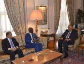  سامح شكرى يستقبل وزير الشئون الخارجية والتعاون والموريتانيين بالخارج
