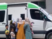 الكشف على 1356 حالة فى قافلة طبية مجانية بالإسماعيلية ضمن "حياة كريمة"